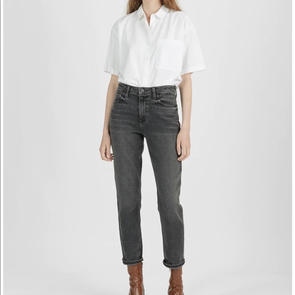 High-Rise Straight Leg Jeans - Washed Black